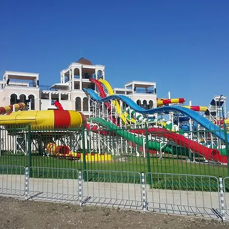 Andrianna פומורי